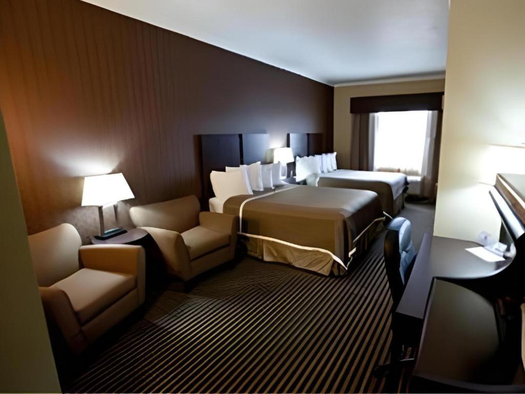 Best Western Plus Olathe Hotel Exterior foto